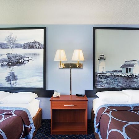 Super 8 By Wyndham Massena Ny Motel Kültér fotó